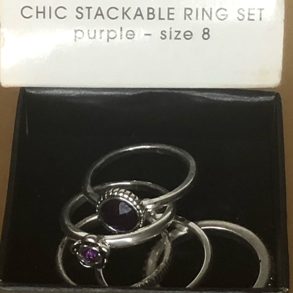 Avon Purple Chic Stackable Ring Set - Picture 3 of 3